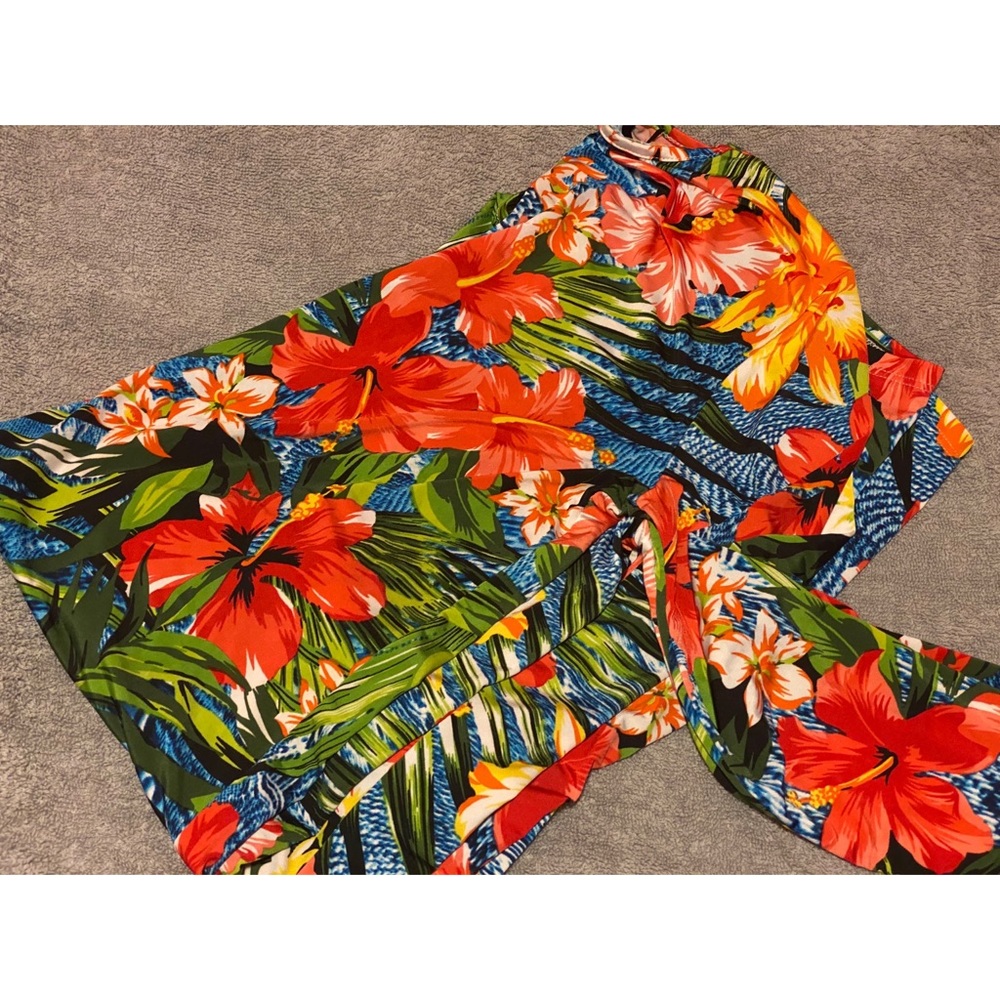 3 Piece Sunsuit - Picture 9 of 12